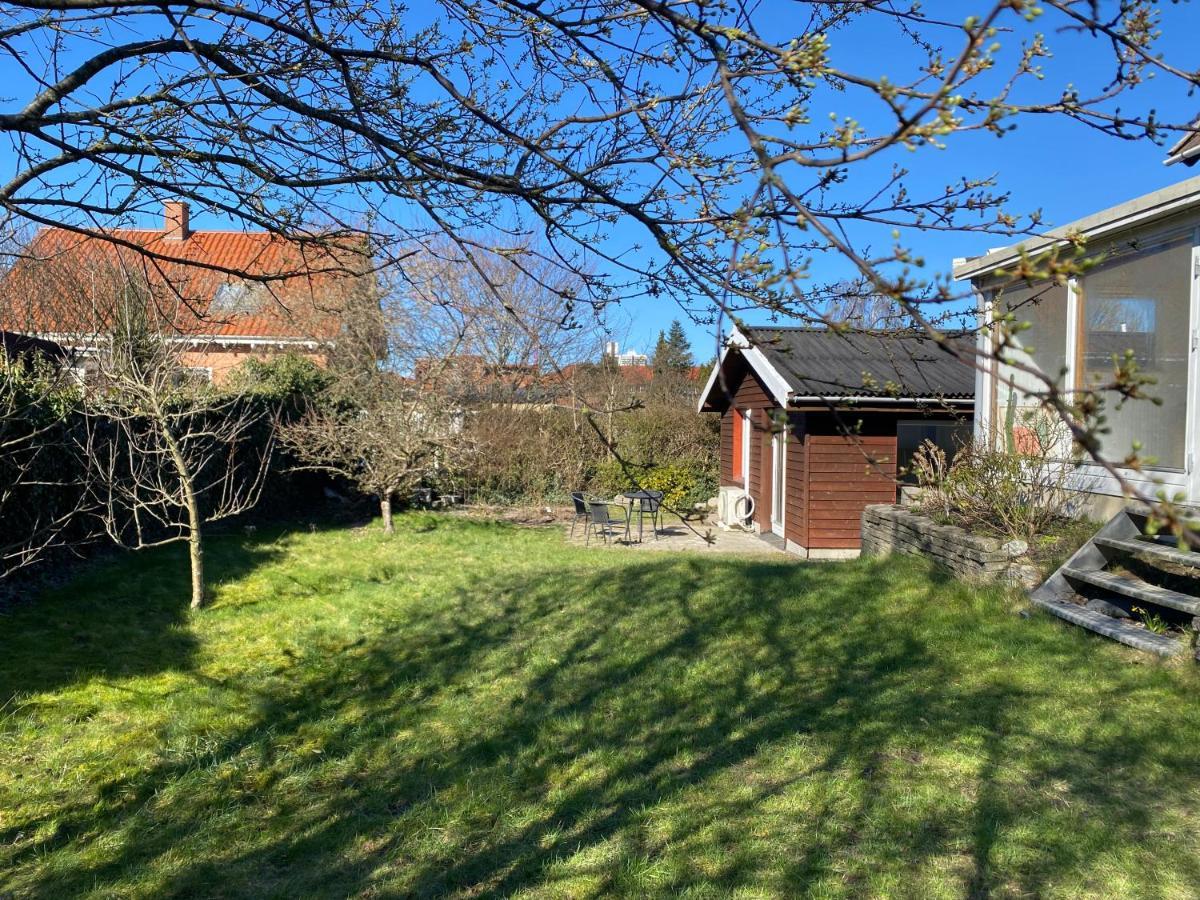 허르레브 Cozy House With A Graden View 빌라 외부 사진