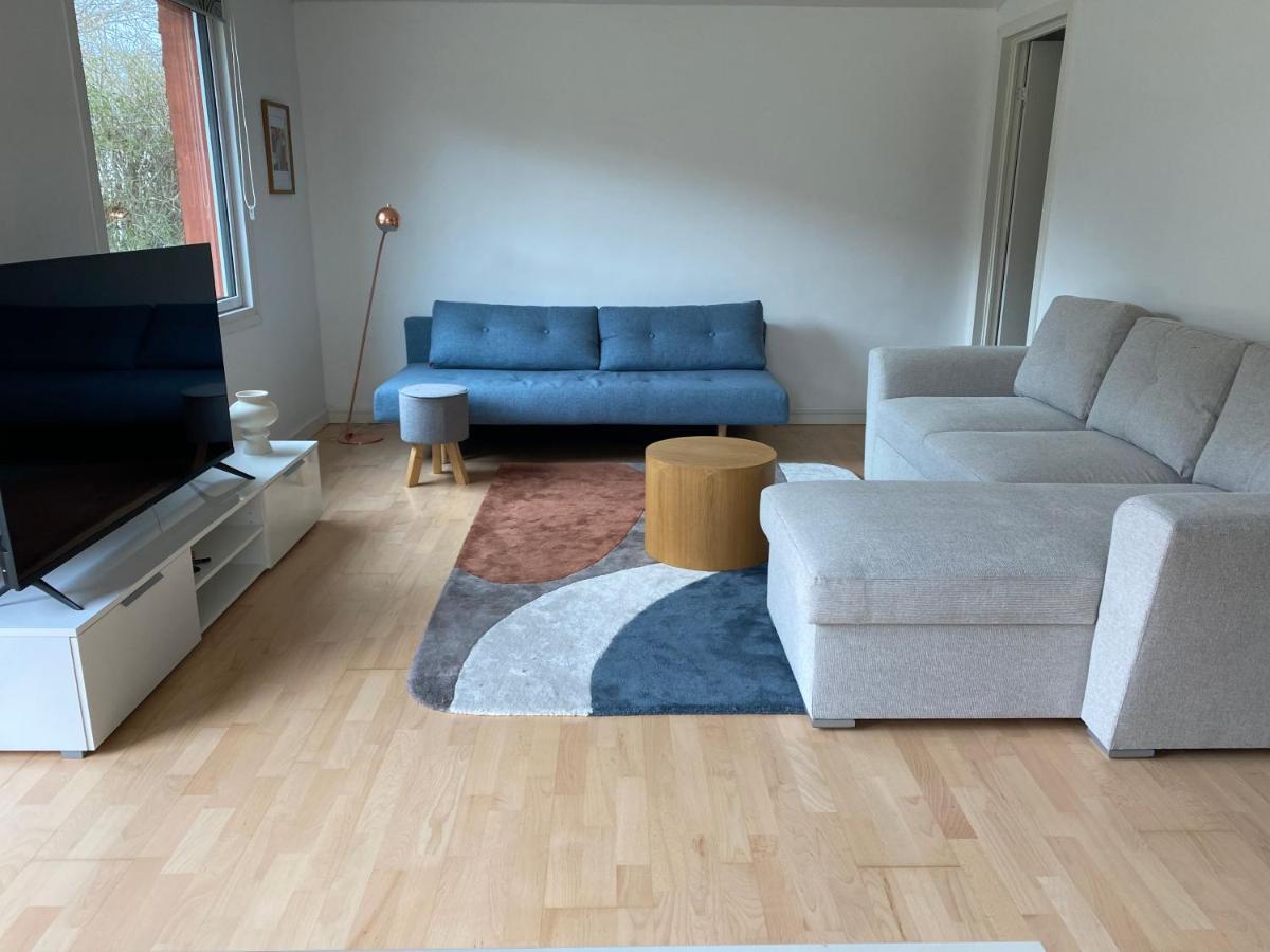 허르레브 Cozy House With A Graden View 빌라 외부 사진