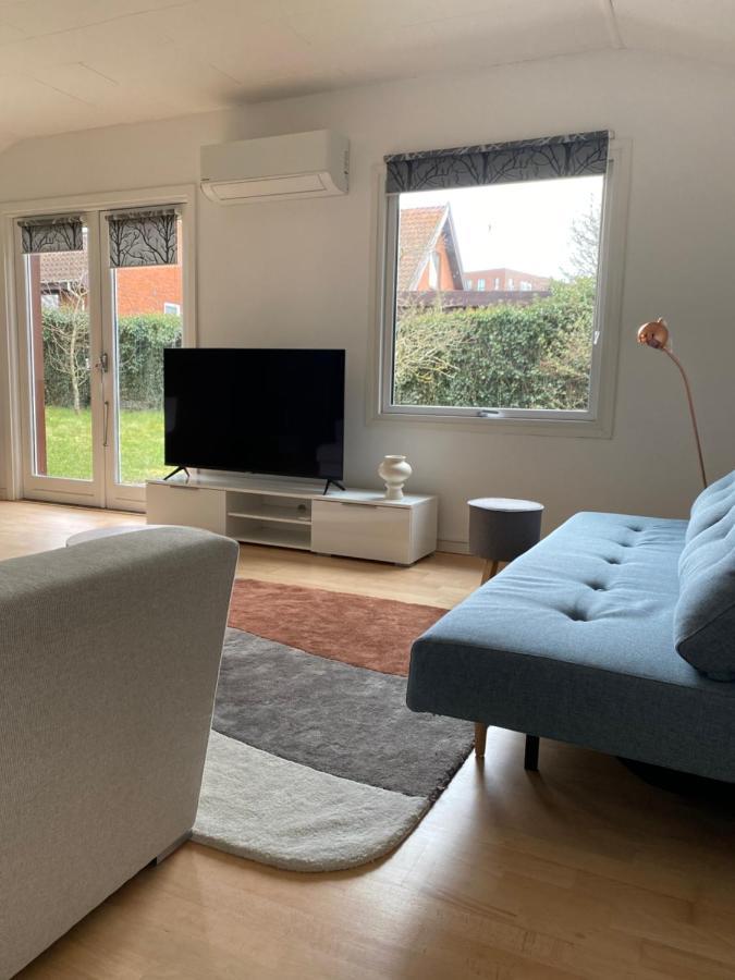 허르레브 Cozy House With A Graden View 빌라 외부 사진