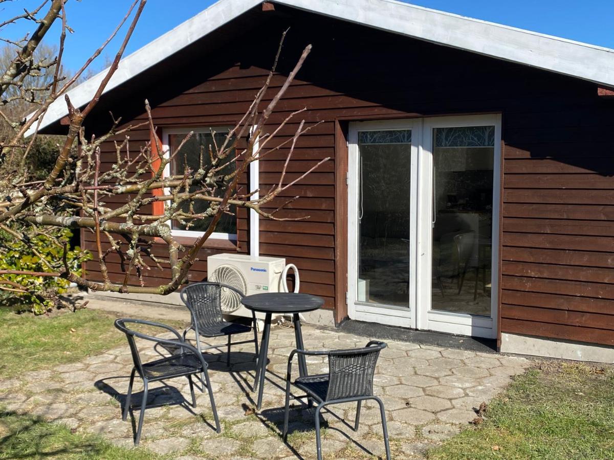허르레브 Cozy House With A Graden View 빌라 외부 사진